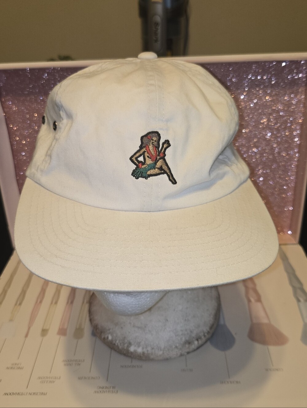 Vans Hula Girl Pinup Off The Wall Strapback Hat Off-White Cream